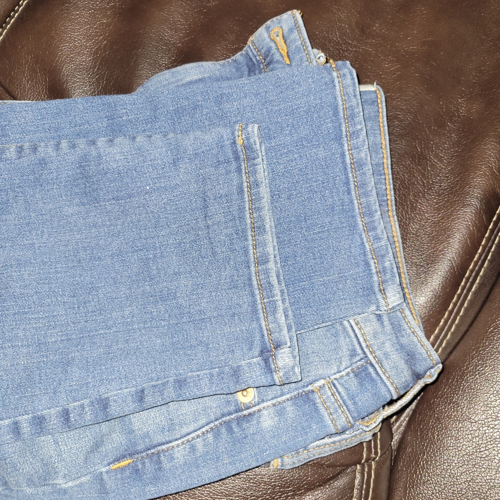 Universal Thread Skinny Jeans - Picture 4 of 6